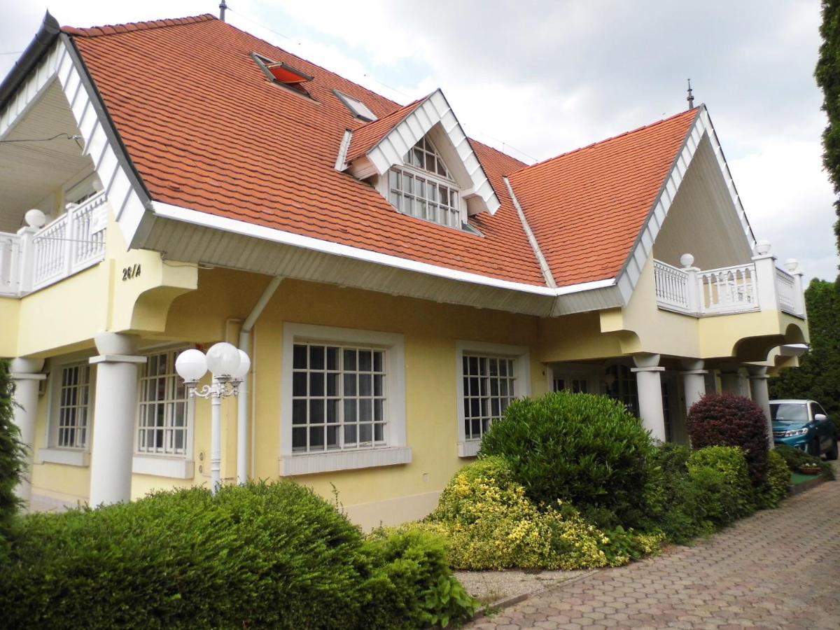 Millennium Villa เคสเท ภายนอก รูปภาพ